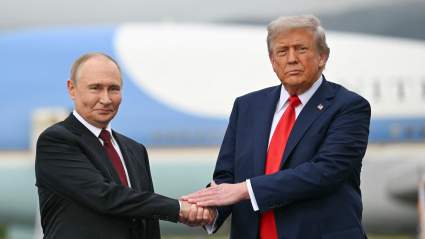 Trump Hit With Bipartisan Backlash After Waiving New Russia Sanctions
